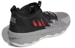 ADIDAS UNISEX DAME 8 BASKETBALL TRAINERS