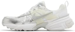 NIKE WOMENS V2K RUNNING TRAINERS  White /Mtlc Silver/Pure Platinum — (fd0736-104)