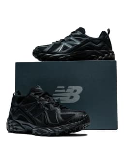 NEW BALANCE 610 - BLACK/BLACK