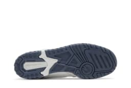 NEW BALANCE 550 TRAINERS - WHITE/NAVY