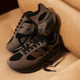 NEW BALANCE WARPED RUNNER - DARK MUSHROOM