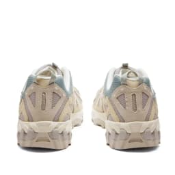 NEW BALANCE 610 - SANDSTONE/WHITE