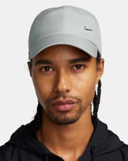 NIKE U NK DF CLUB CAP U CB MTSWSH L  CAP - LT SMOKE GREY/METALLIC SILVER — (fb5372-077)
