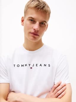 Tommy Hilfiger TOMMY JEANS REG LINEAR LOGO TEE - WHITE — (dm0dm20744ybr)