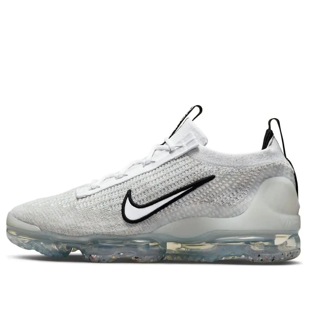 NIKE VAPORMAX 2021 FLYKNIT - WHITE/WHITE-BLACK-MTLC SILVER-GREY FOG