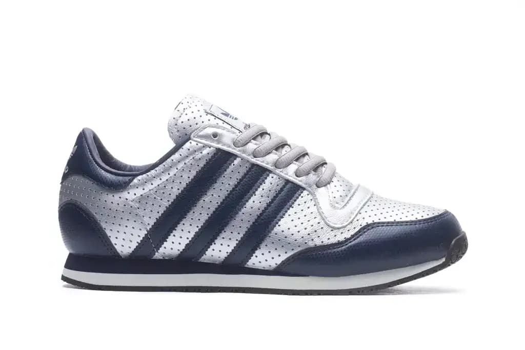 ADIDAS ORIGINALS GALAXY OG TRAINERS - SILVER METALLIC/NIGHT INDIGO/OFF WHITE