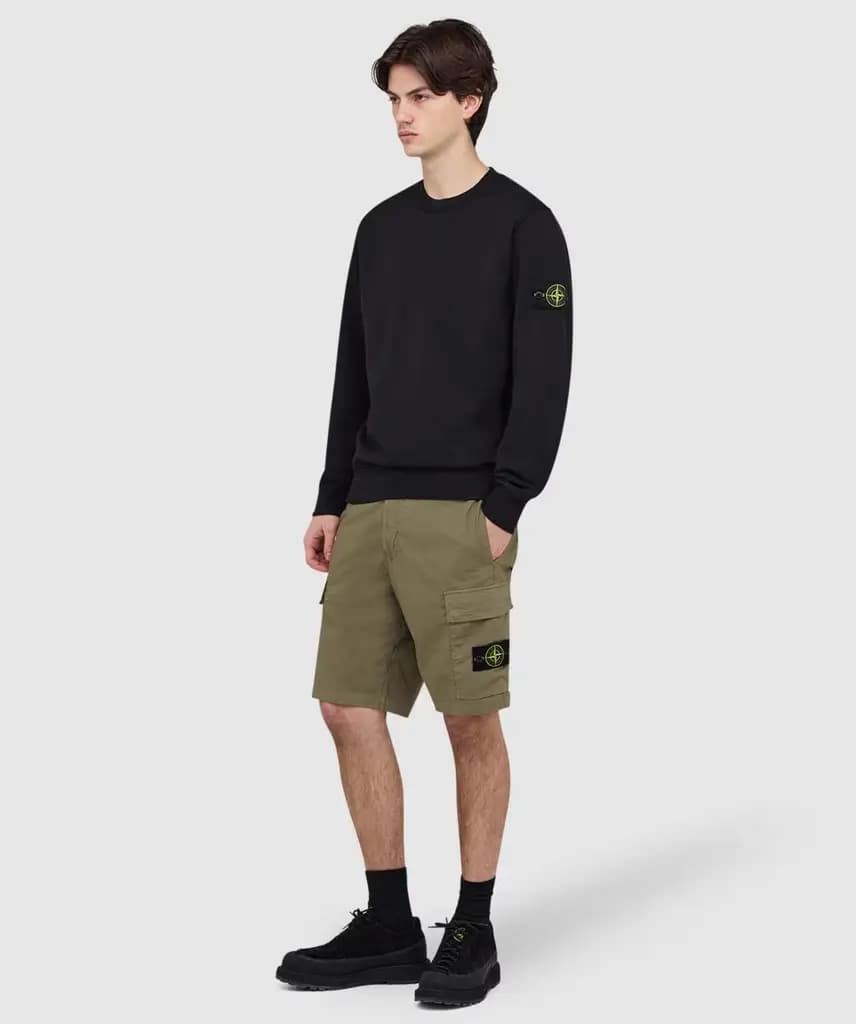 STONE ISLAND GARMENT DYED ORGANIC COTTON FLEECE SWEATSHIRT - BLACK — (k1s15-6100044-s0051-v0029)