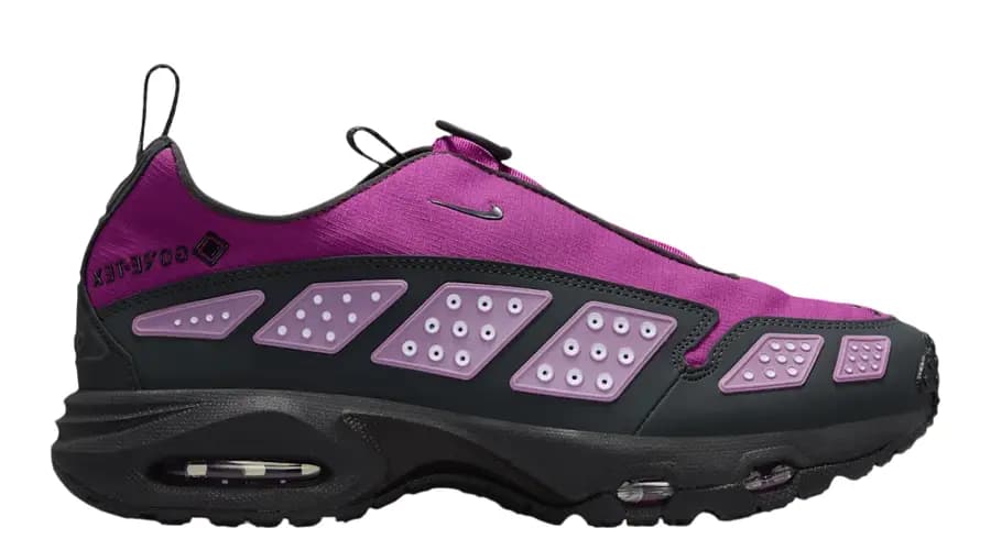 NIKE W NIKE AIR MAX SNDR - BOLD BERRY/DK SMOKE GREY-GHOST-BLACK