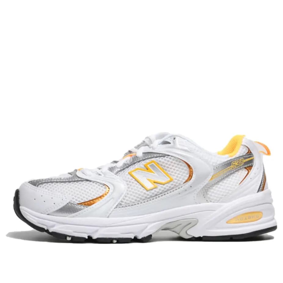 NEW BALANCE 530 - WHITE/SILVER/APRICOT