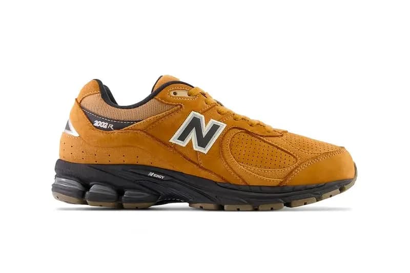 NEW BALANCE 2002 'PERF' - TOBACCO/BLACK
