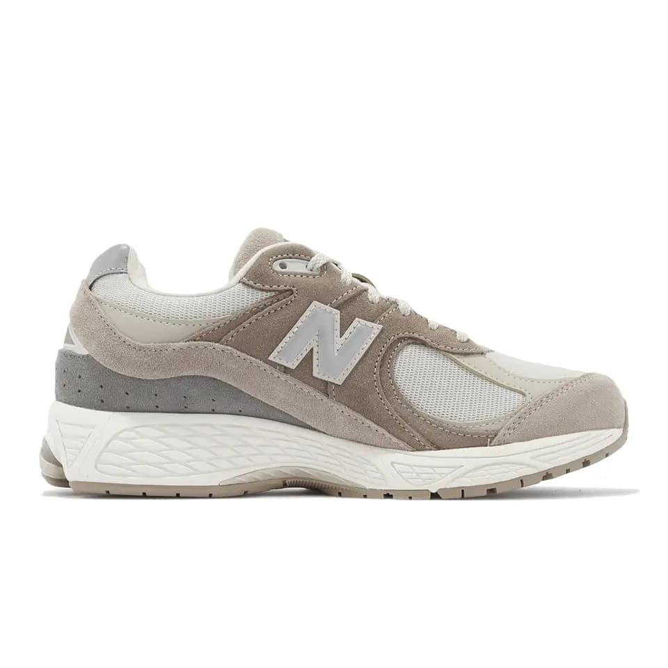 NEW BALANCE 2002 - DRIFTWOOD/WHITE
