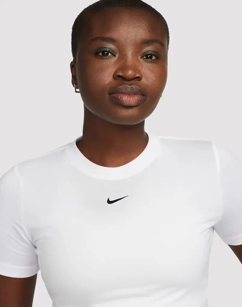NIKE W ESS SLIM CROP TEE - WHITE