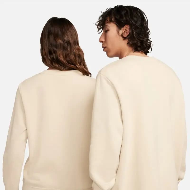 NIKE W CLUB FLC SWEAT - SANDDRIFT/WHITE — (dq5473-126)
