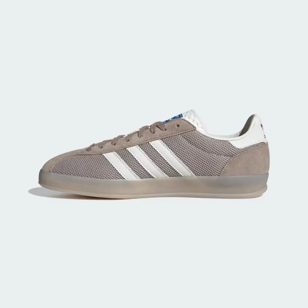 ADIDAS ORIGINALS GAZELLE INDOOR PRO - chalky brown/core white/vapour grey — (js0666)