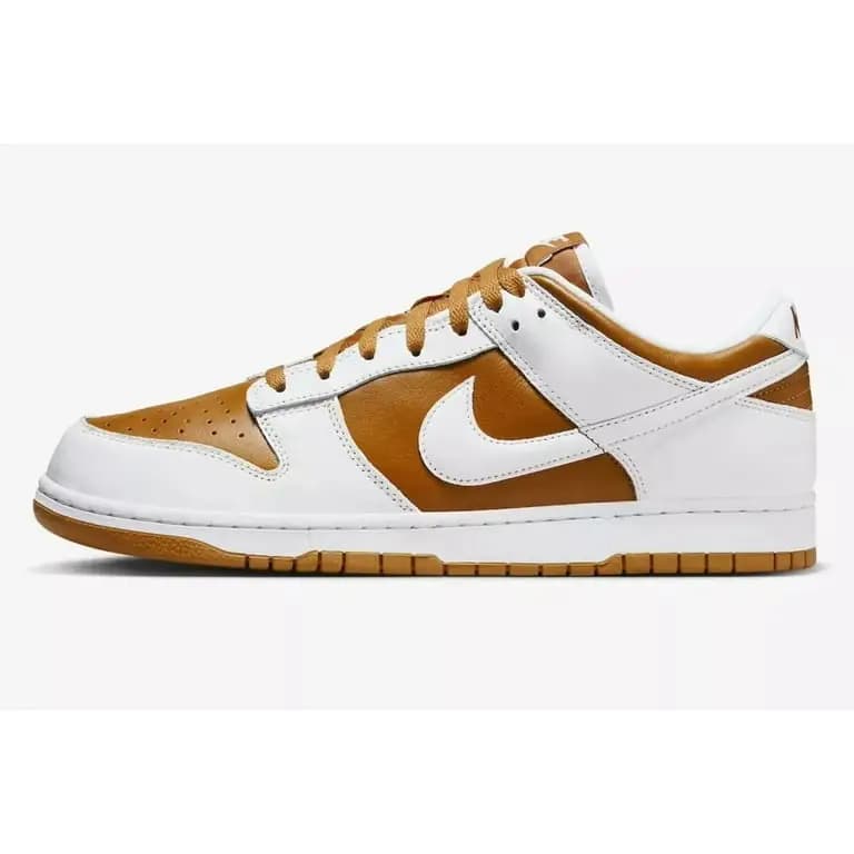 NIKE NIKE DUNK LOW QS - DARK CURRY/WHITE