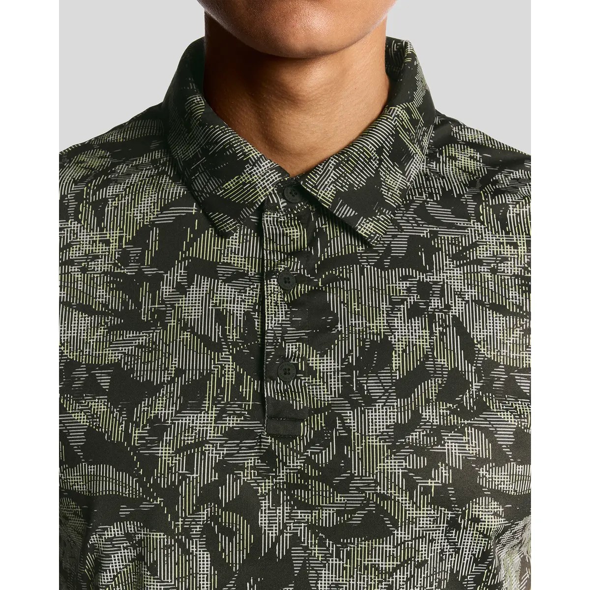 LYLE & SCOTT GOLF DIGITAL FLORAL POLO SHIRT - JET BLACK