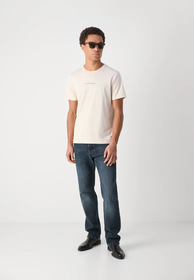 CALVIN KLEIN JEANS MINIMAL LOGO TEE - MOONBEAM