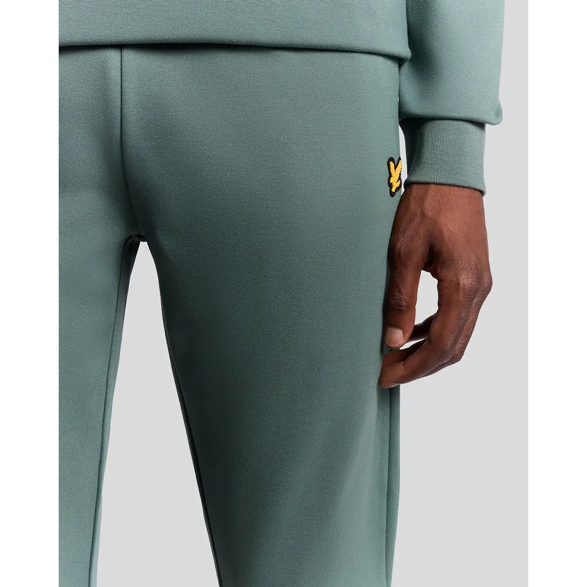 LYLE & SCOTT FLY FLEECE TRACKIES - SILVER PINE