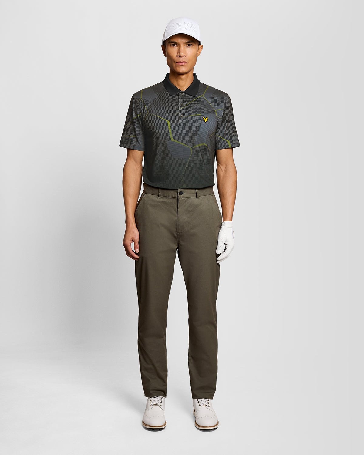 LYLE & SCOTT GOLF GEOMETRIC PRINT POLO - JET BLACK