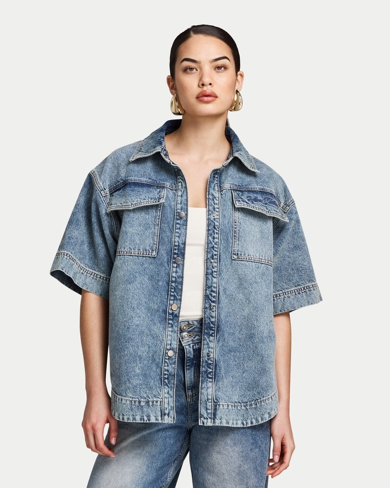 HERA WOMENS DENIM OVERSHIRT - MID WASH