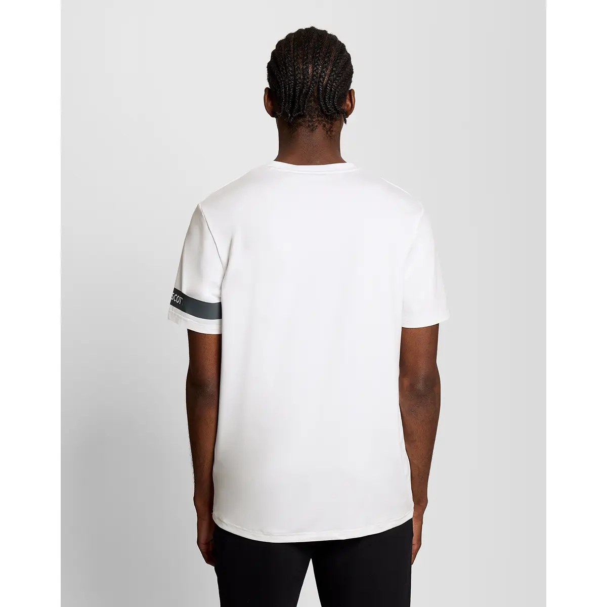 LYLE & SCOTT SPORTS SLEEVE BRANDED T-SHIRT - WHITE