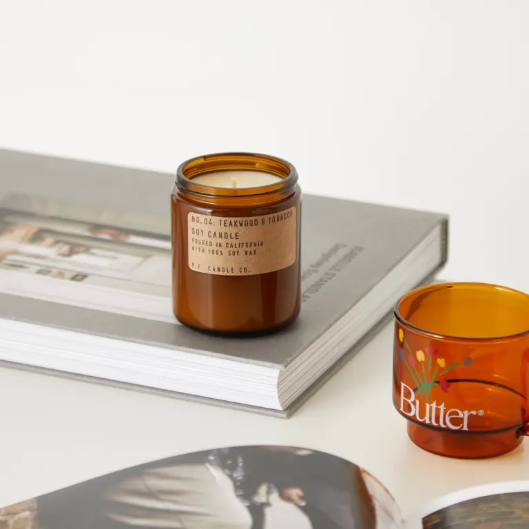 P.F. CANDLE CO NO.04 TEAKWOOD & TOBACCO 7.2 OZ SOY CANDLE - BROWN