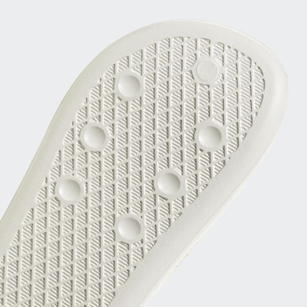 ADILETTE AYOON W