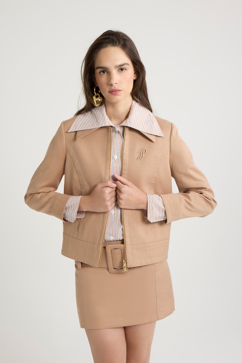 PATOU SHORT ZIPPED JACKET - PRALINE