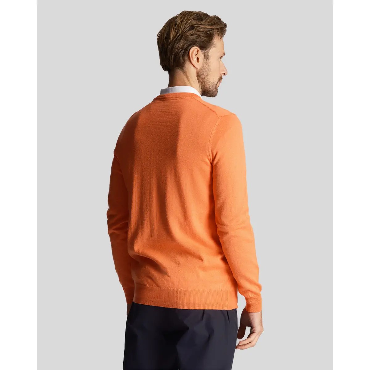 LYLE & SCOTT GOLF V NECK PULLOVER - COURSE CORAL