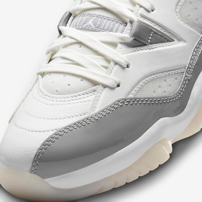 JORDAN JUMPMAN TWO TREY - MED GREY/WHITE/SUMMIT/WHITE