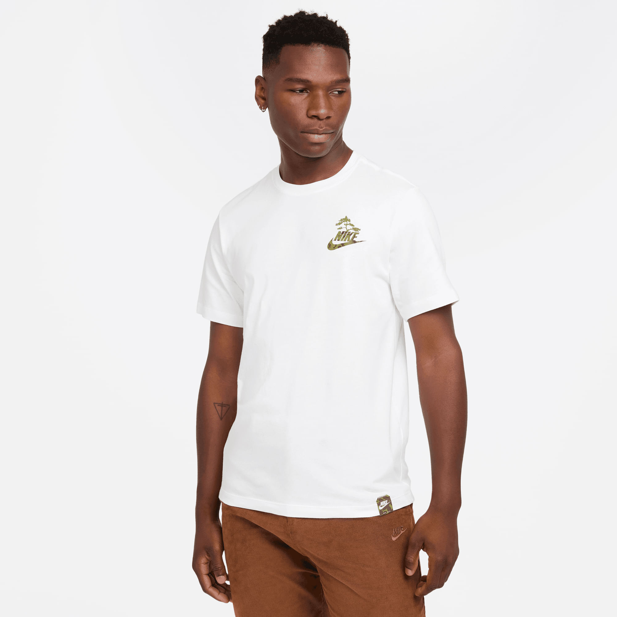 NIKE SLOW YOUR SOLE TEE - WHITE