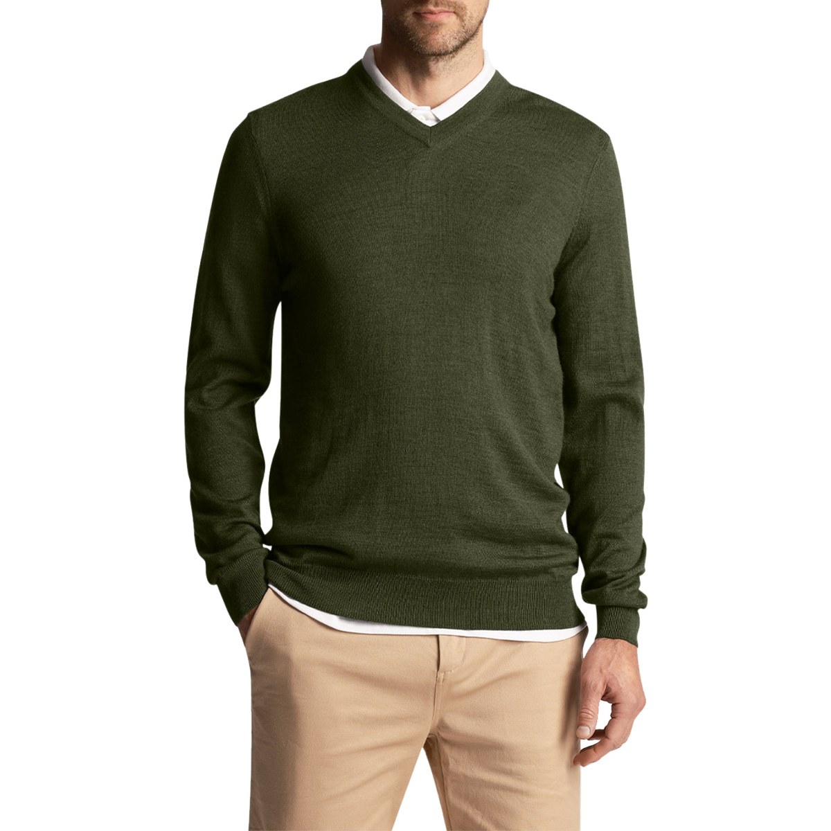 LYLE & SCOTT EMBROIDERED GOLF V NECK PULLOVER - CACTUS GREEN