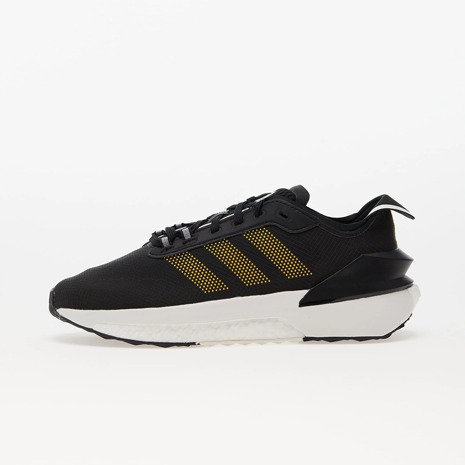 ADIDAS PERFORMANCE RUNNING TRAINERS AVRYN 