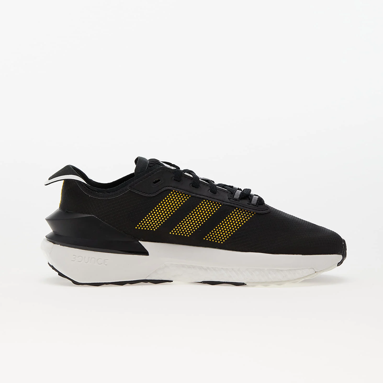 ADIDAS PERFORMANCE RUNNING TRAINERS AVRYN