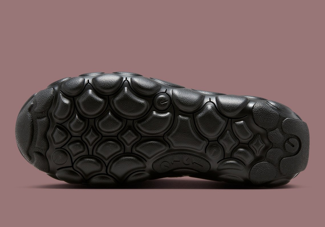NIKE W NIKE NG OFFLINE - BLACK/CACAO  WOW-SEQUOIA-BURGUNDY CRUSH