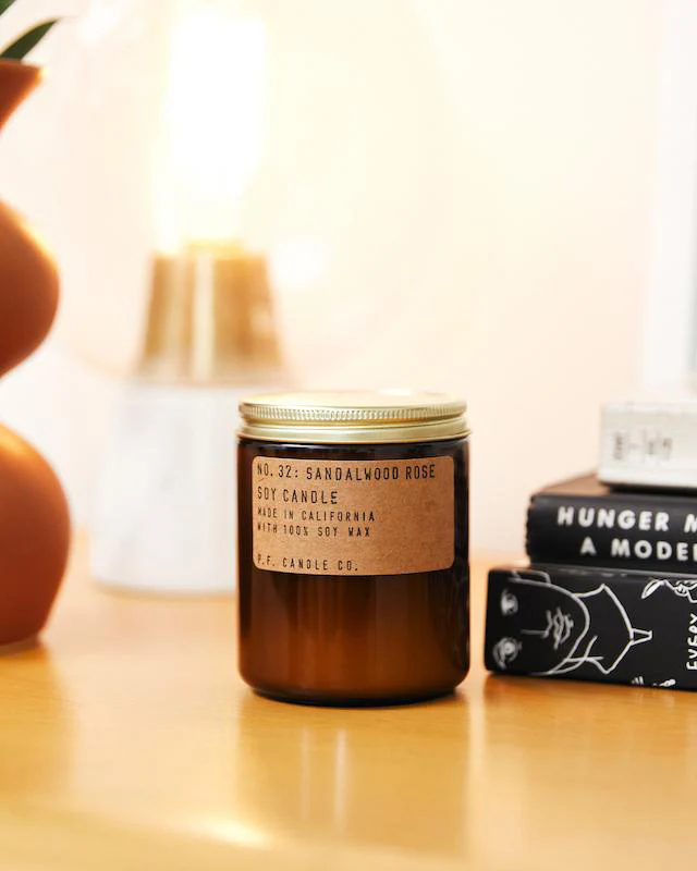 P.F. CANDLE CO NO.32 SANDALWOOD ROSE 7.2 OZ SOY CANDLE - BROWN
