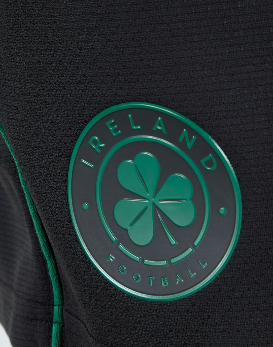 CASTORE IRELAND STEALTH SHORT JUNIOR - CAVIAR