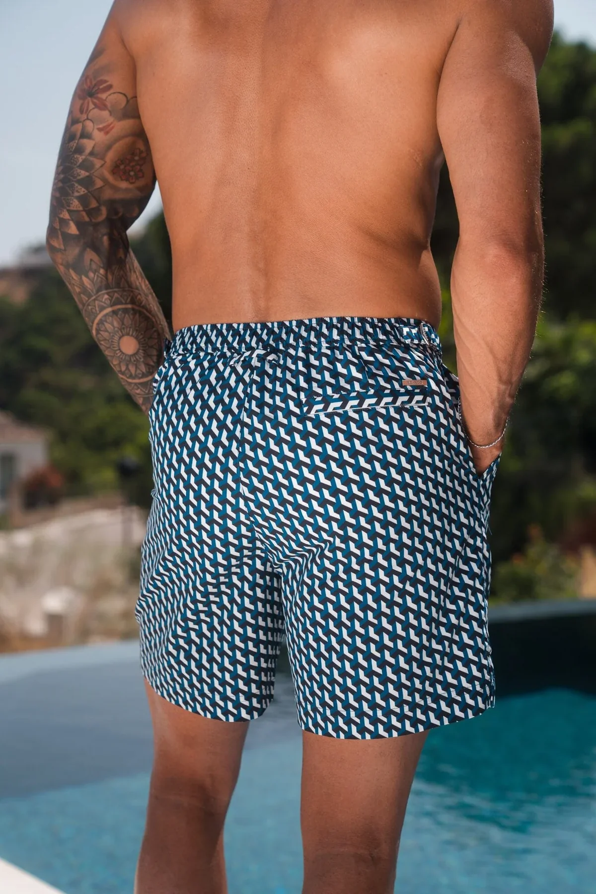 BELIER ILLUSION PRINT SWIM SHORT - BLUE MONO