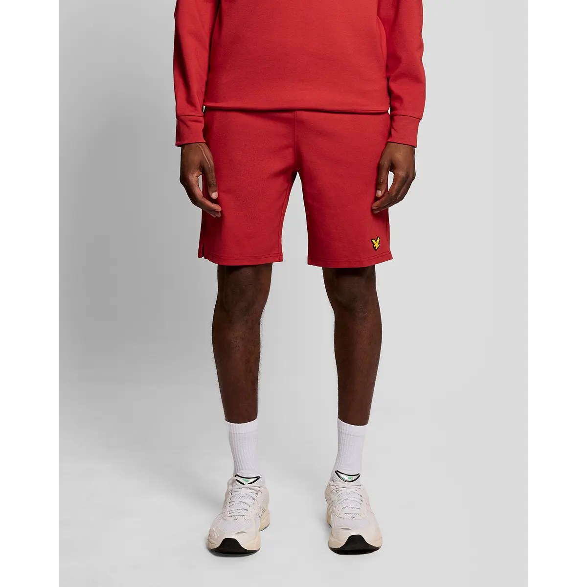 LYLE & SCOTT FLY FLEECE SHORTS - GARNET