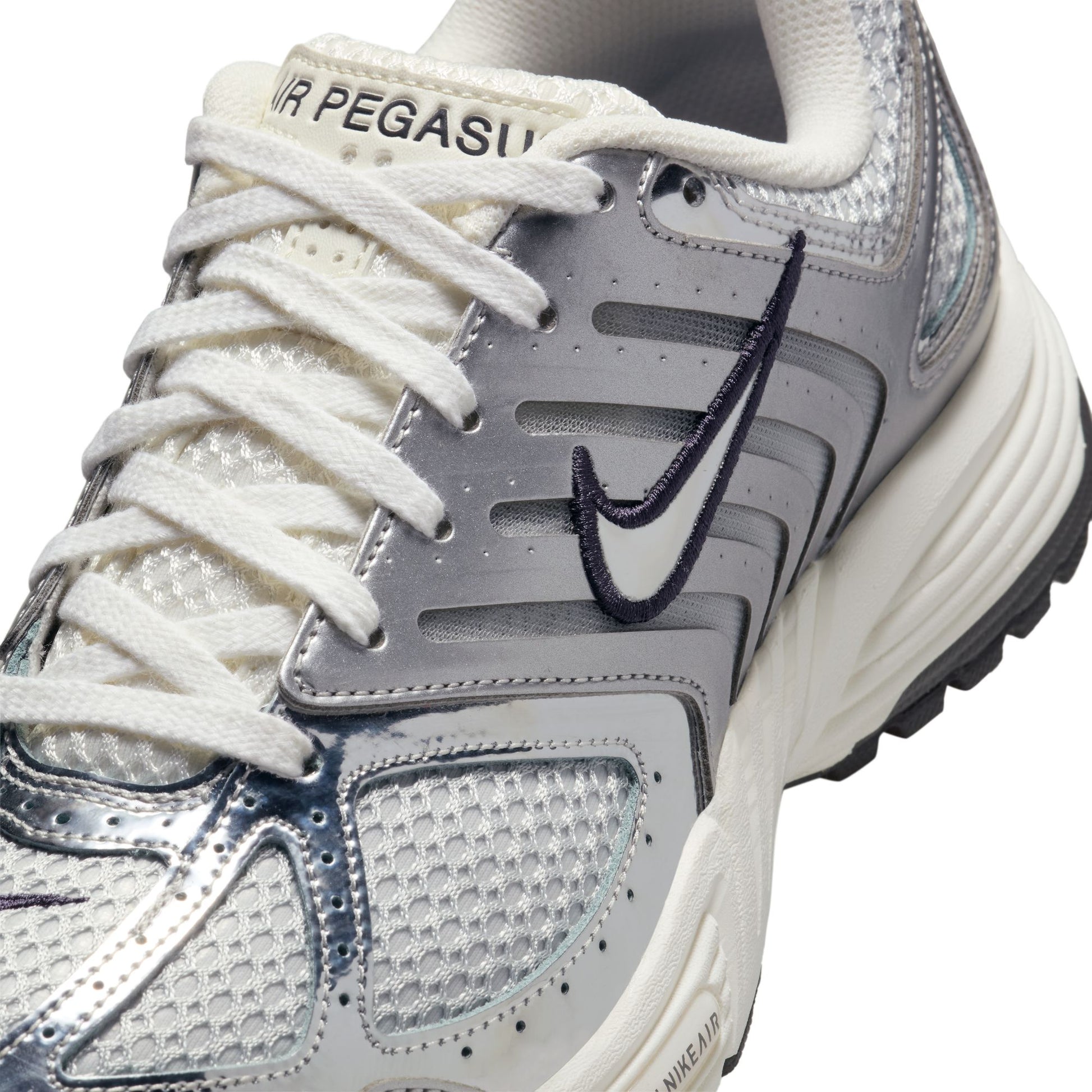 NIKE W AIR PEG 2K5 NA - PHOTON DUST/CHROME-GRIDIRON-SAIL-MTLC SILVER-COCON