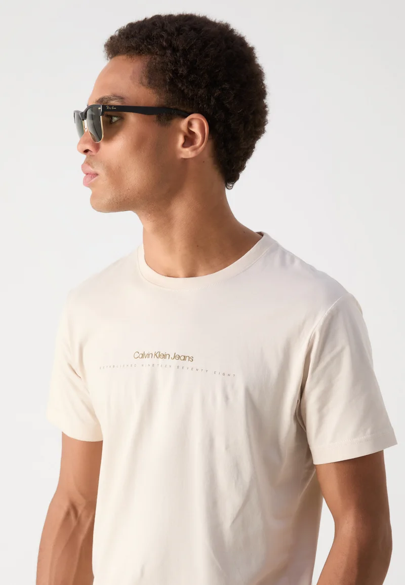 CALVIN KLEIN JEANS MINIMAL LOGO TEE - MOONBEAM