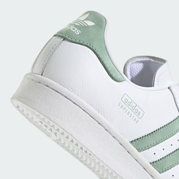 SUPERSTAR W