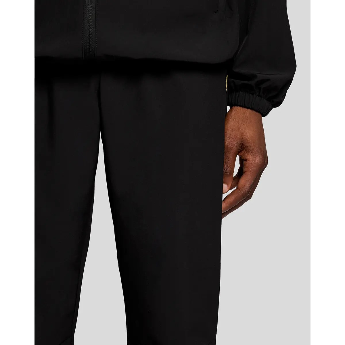 LYLE & SCOTT STRIPED TRACKIES - JET BLACK