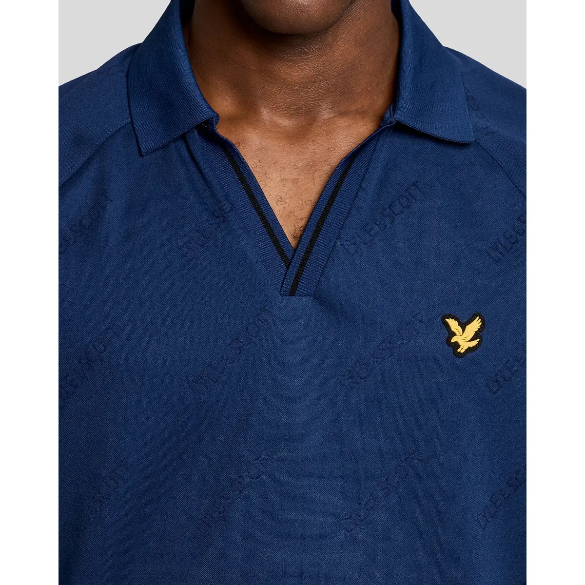 LYLE & SCOTT EMBOSSED FOOTBALL POLO - NAVY PEONY