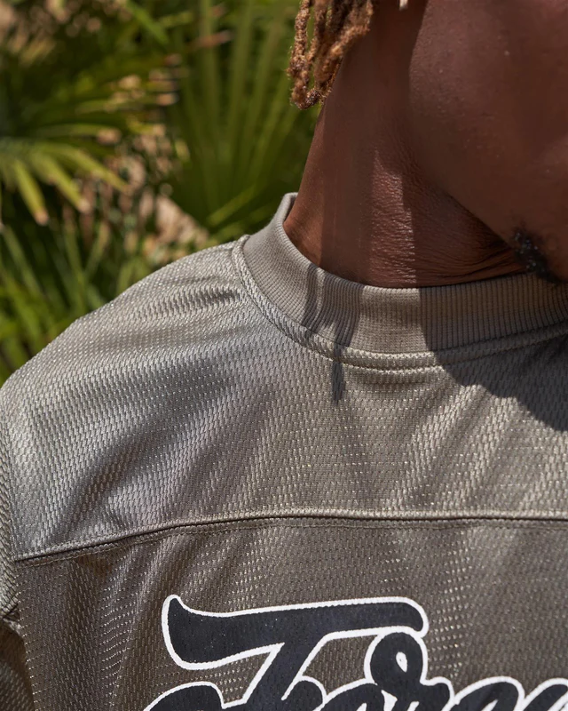FOREVER CLUB BACKER MESH TEE - KHAKI