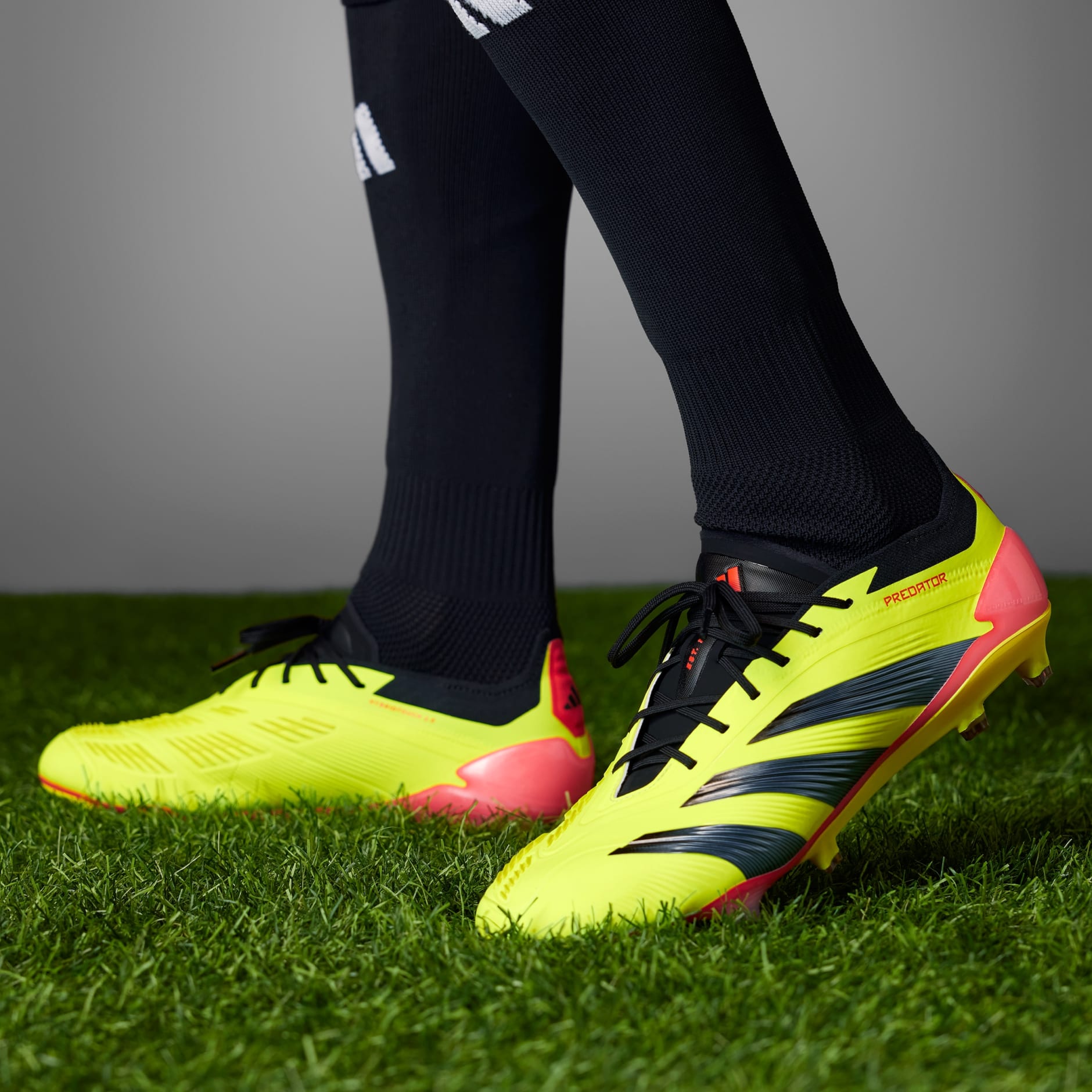 ADIDAS PREDATOR ELITE FG MENS FOOTBALL BOOTS