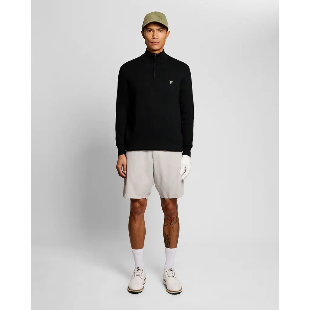 LYLE & SCOTT GOLF POLYBLEND QUARTER ZIP JUMPER - JET BLACK