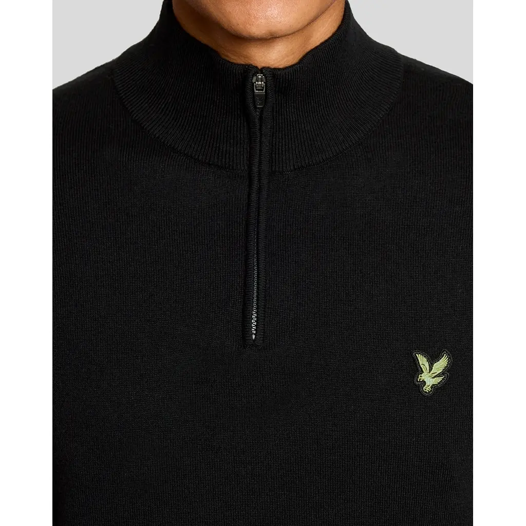 LYLE & SCOTT GOLF POLYBLEND QUARTER ZIP JUMPER - JET BLACK