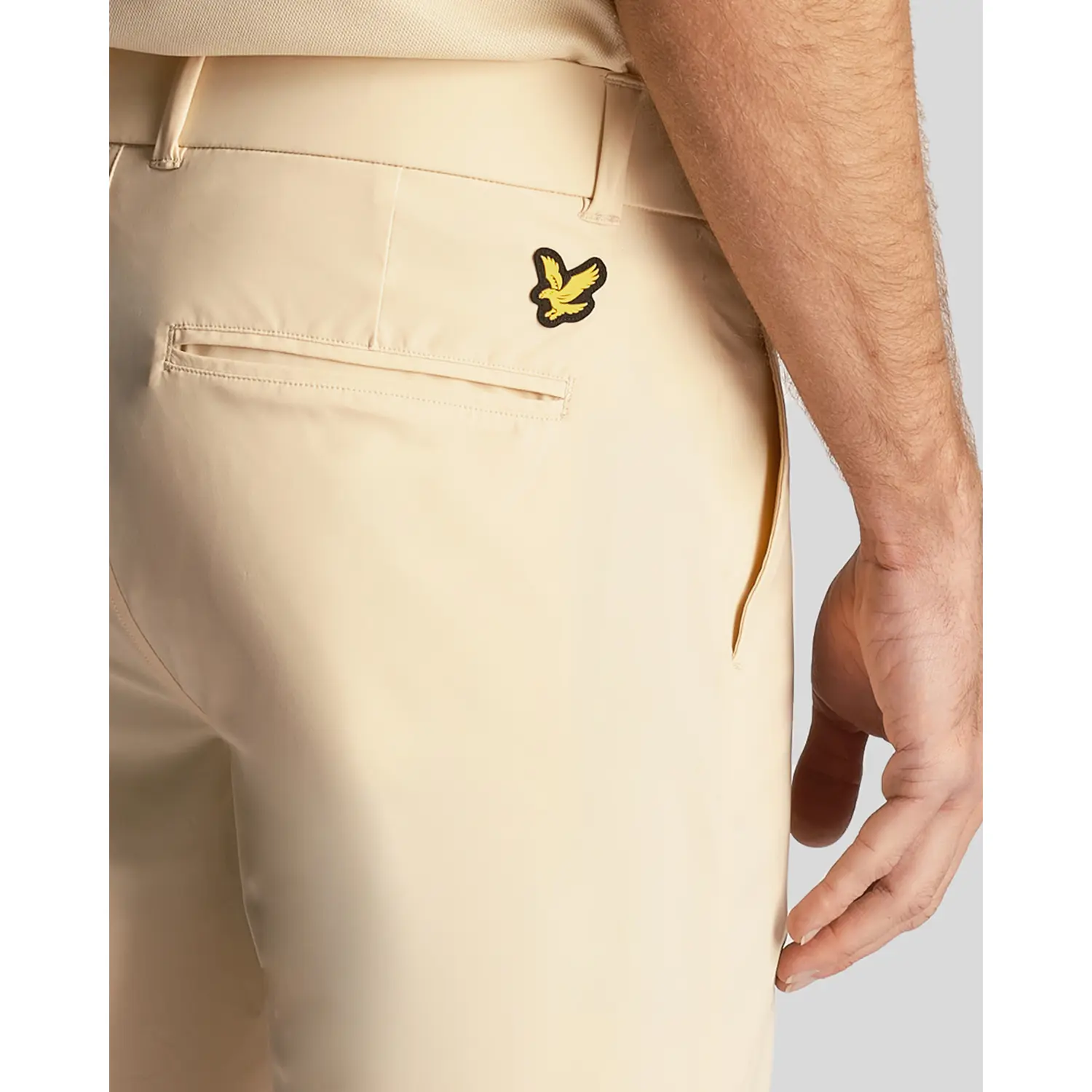 LYLE & SCOTT AIRLIGHT SHORTS - SAND DUNE