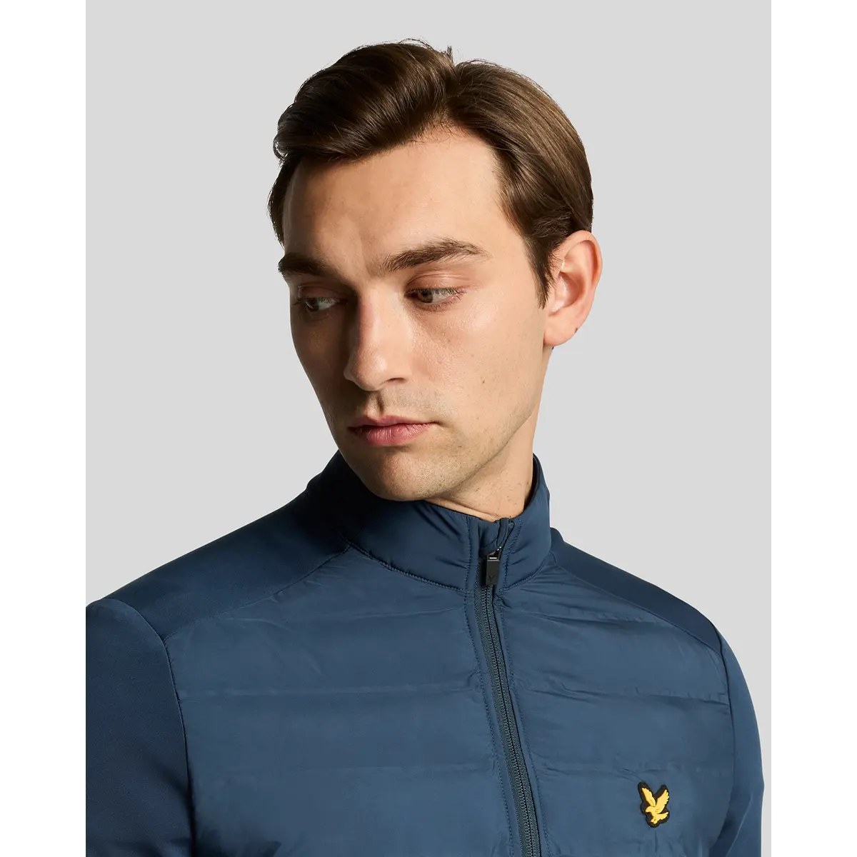 LYLE & SCOTT HYBRID QUILTED FULL ZIP GOLF JACKET - RYDER BLUE